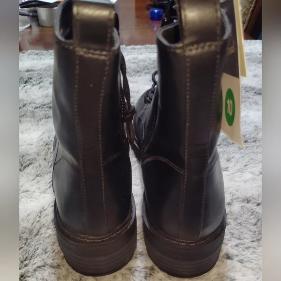 NWT Universal Thread Marta Black Combat Boots - Women's - Picture 4 of 7